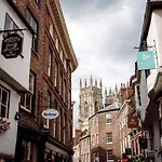 St John Central, York